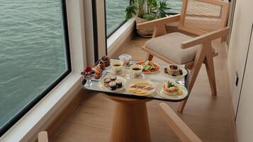 Room service – dining