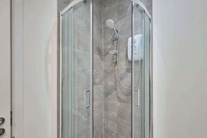 House, Accessible - Host Stay 18 Queens Court (Liverpool)