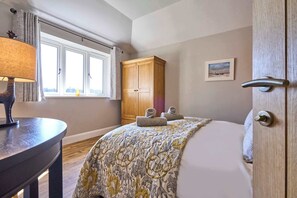 Apartment, Accessible | 2 bedrooms - Host Stay Mole Cottage (Norwich)