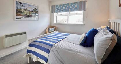 Host Stay The Bamburgh Bolthole
