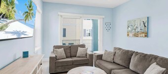 4B Balcony Beachfront Access to Indian Rocks Beach