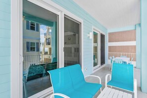 Apartment | 4 bedrooms, Internet - 4B Balcony Beachfront Access to Indian Rocks Beach (Indian Shores)