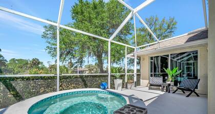 Waterfront 3B Free Dock Heated Pool Hot Tub Gym