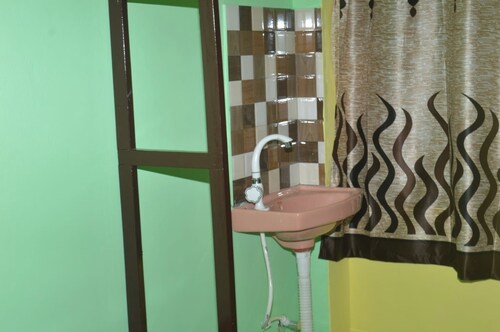 SRIMAAN HOMESTAY
3 minutes from Maharaja Bir Bikram Airport, Agartala