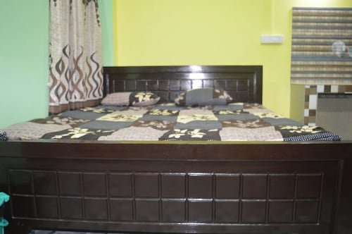 SRIMAAN HOMESTAY
3 minutes from Maharaja Bir Bikram Airport, Agartala