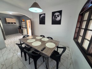 Dining - Vrbo Property (Praia Grande)