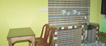 SRIMAAN HOIMESTAY
3 minutes from Maharaja Bir Bikram Airport, Agartala