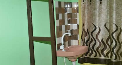 SRIMAAN HOIMESTAY
3 minutes from Maharaja Bir Bikram Airport, Agartala