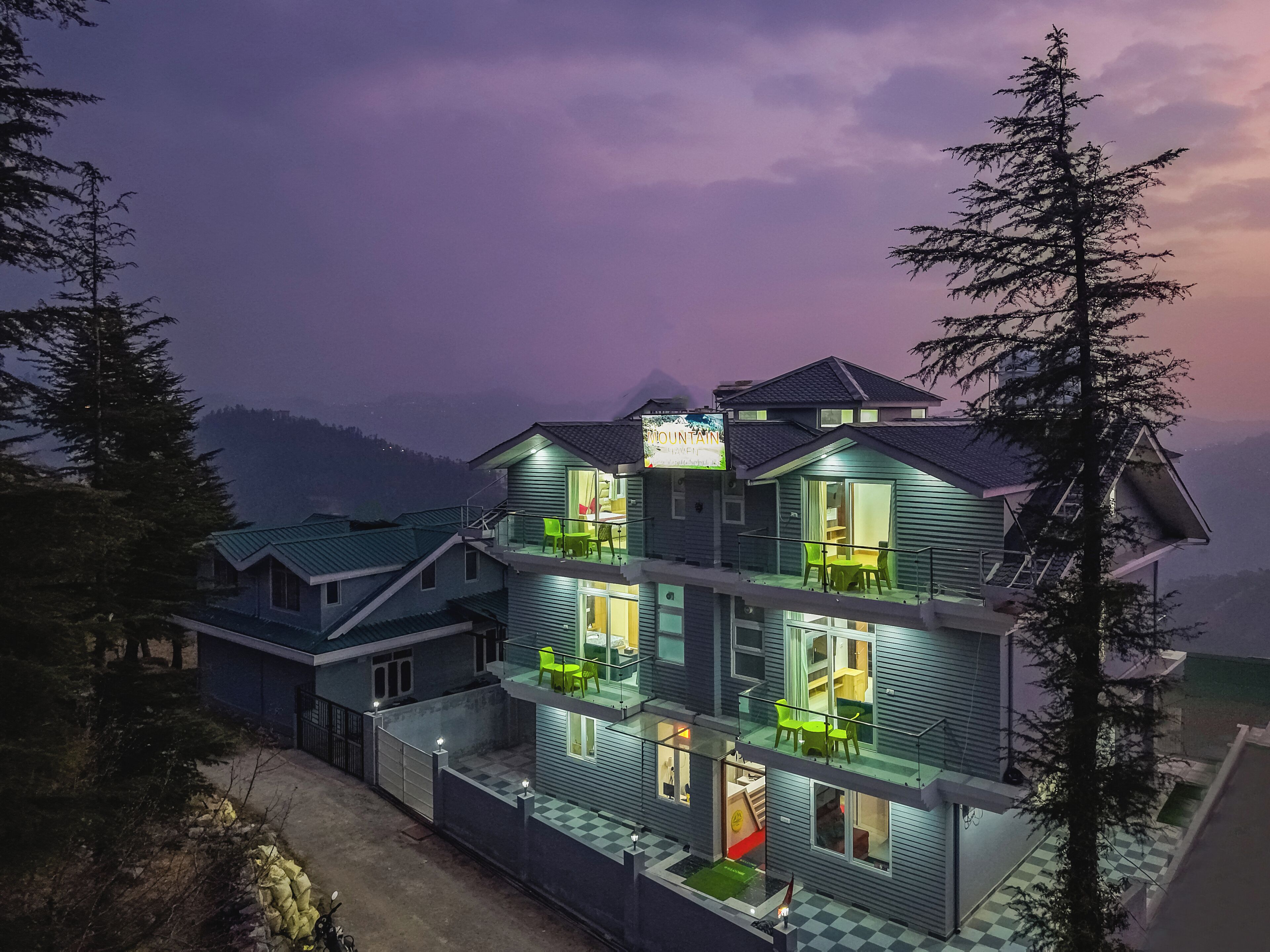 บริเวณภายนอก