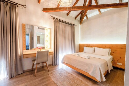 Panellinion Beachfront Gem - Cozy Seaside Loft