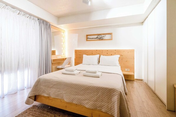 Apartment - Panellinion Beachfront Gem, Comfy & Sunny Triple (Kalamata)