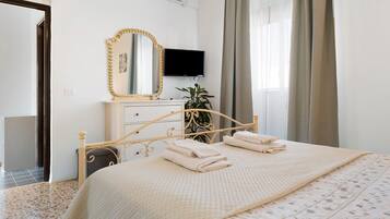 2 Schlafzimmer, Bügeleisen/Bügelbrett, WLAN, Bettwäsche