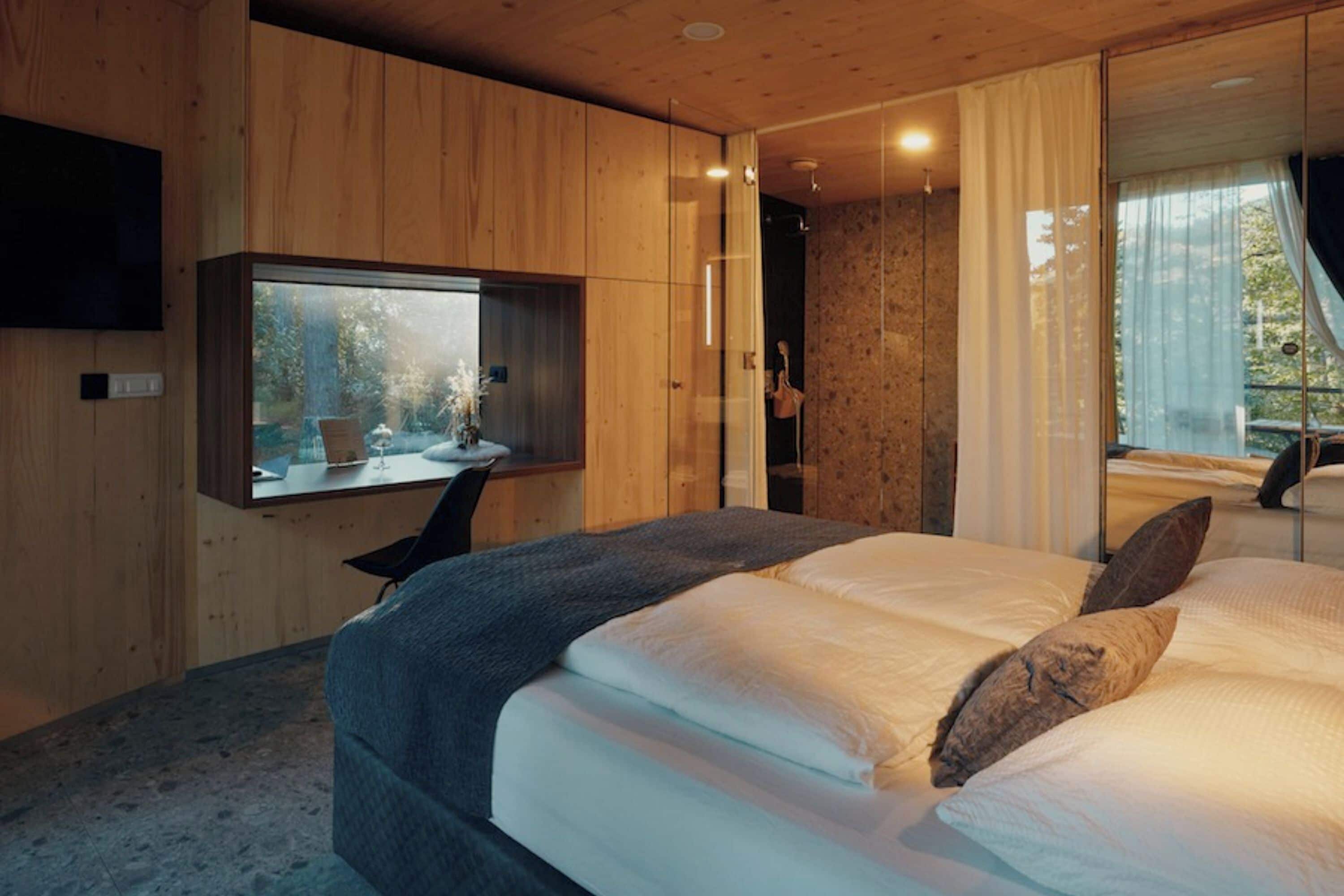 Luxury Mobile Home, 1 Bedroom, Mountainside (Theodosius Glamping Comfort)