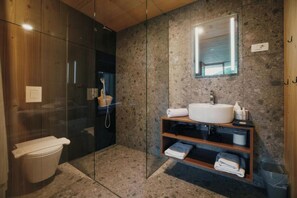 Luxury Mobile Home, Multiple Bedrooms, Mountainside (Theodosius Glamping Reader's Nest) | Bathroom | Shower, hair dryer, towels, soap - Theodosius Glamping Mobile Home (Vipava)