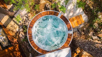 Luxury Mobile Home, 1 Bedroom, Air conditioning (Theodosius Glamping Comfort & Hot Tub) | Outdoor spa tub