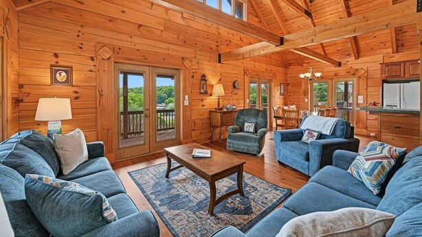 TV, DVD player, ping pong, books - Dog-friendly, lake view cabin w/ furnished decks, Ping-Pong & darts (Mineral)
