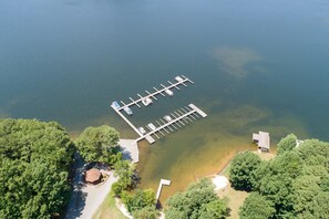 Aerial view - Lake Anna home on large corner lot with kayaks, paddleboard, firepit & grill (Bumpass)