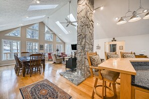 Interior - Stunning lakeside home with dock, large deck, kayaks, firepit, & pool table (Bumpass)
