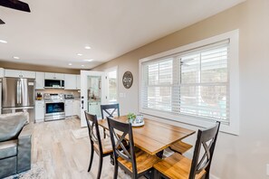 Dining - Lakefront, dog-friendly home with dock, paddleboards & firepit (Mineral)