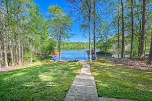 Property grounds - Secluded lakefront home w/private beach, deck, gas grill, firepit, lake views (Bumpass)