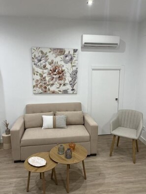 Apartment, City View | Living area - APARTAMENTOS SAN MIGUEL (Jerez de los Caballeros)