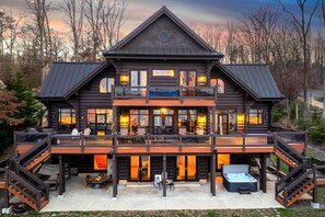 Exterior - Lakefront Cabin w/ Hot Tub, Boat Dock, WiFi, a Game Room & Firepit - Dogs OK (Mineral)