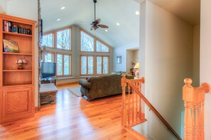 TV, books - Dog-friendly, lakefront vacation home w/ a boat house, kayaks, & paddleboards (Mineral)