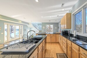 Fridge, microwave, oven, stovetop - Beautiful Private Lakefront Property with Amenities & Activities Galore! (Bumpass)