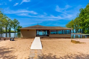 Exterior - Spacious lakefront house w/private hot tub, deck, fire pit & grill (Bumpass)