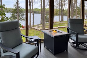 Property grounds - Lovely lakefront home with private brand-new dock, game room, beach, boat access (Mineral)