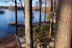 Property grounds - Lovely lakefront home with private brand-new dock, game room, beach, boat access (Mineral)