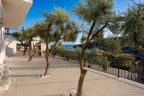 Terrace/patio - Villa La Fortezza with sea view (Sevid)