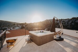 Terrace/patio - Villa La Fortezza with sea view (Sevid)
