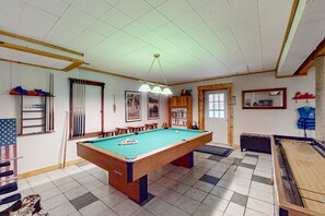 Spielezimmer
