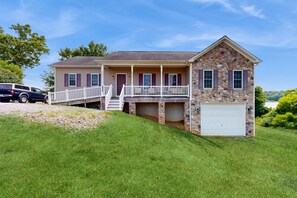 Exterior - Two-story, lakefront getaway with dock, beach, grill, 2 kayaks, 2 canoes, AC (Orange)