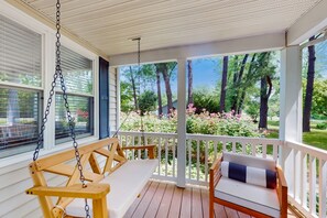 Property grounds - Renovated house with private pool, water access, boat launch, game room & deck (Mineral)