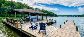 Lakefront home in private location with dock, firepit, game room & Pickleball