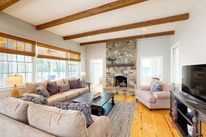 TV - Lakefront home with private dock, kayaks, beach, badminton, firepit, & deck (Mineral)