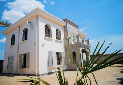 Le pavillon d'Antsirabe-Villa Elégante-Champêtres