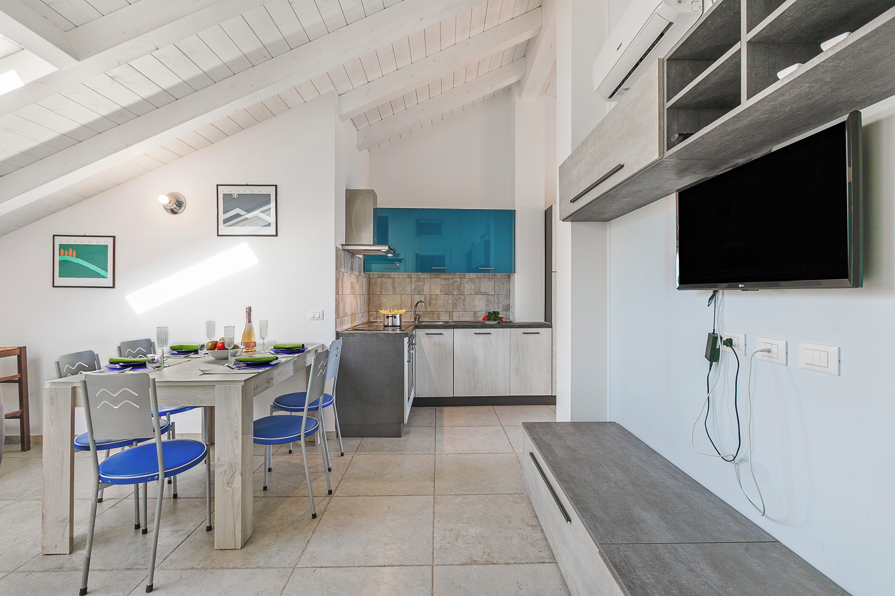 Appartamento familiare, 2 camere da letto, microonde, fronte mare (Casa Elisa - Sea Front) | Pasti in camera