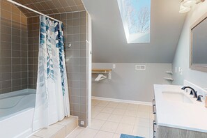 Douche, sèche-cheveux