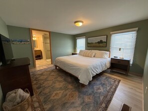 3 chambres, fer et planche à repasser, Wi-Fi gratuit, draps fournis