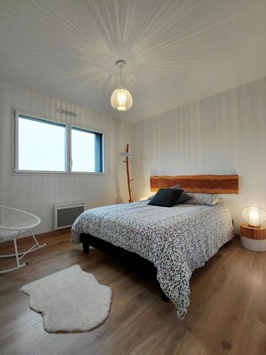 Iron/ironing board, internet, bed sheets - Villa Odeven 300 m from the sea Holim'Prest (Cléder)