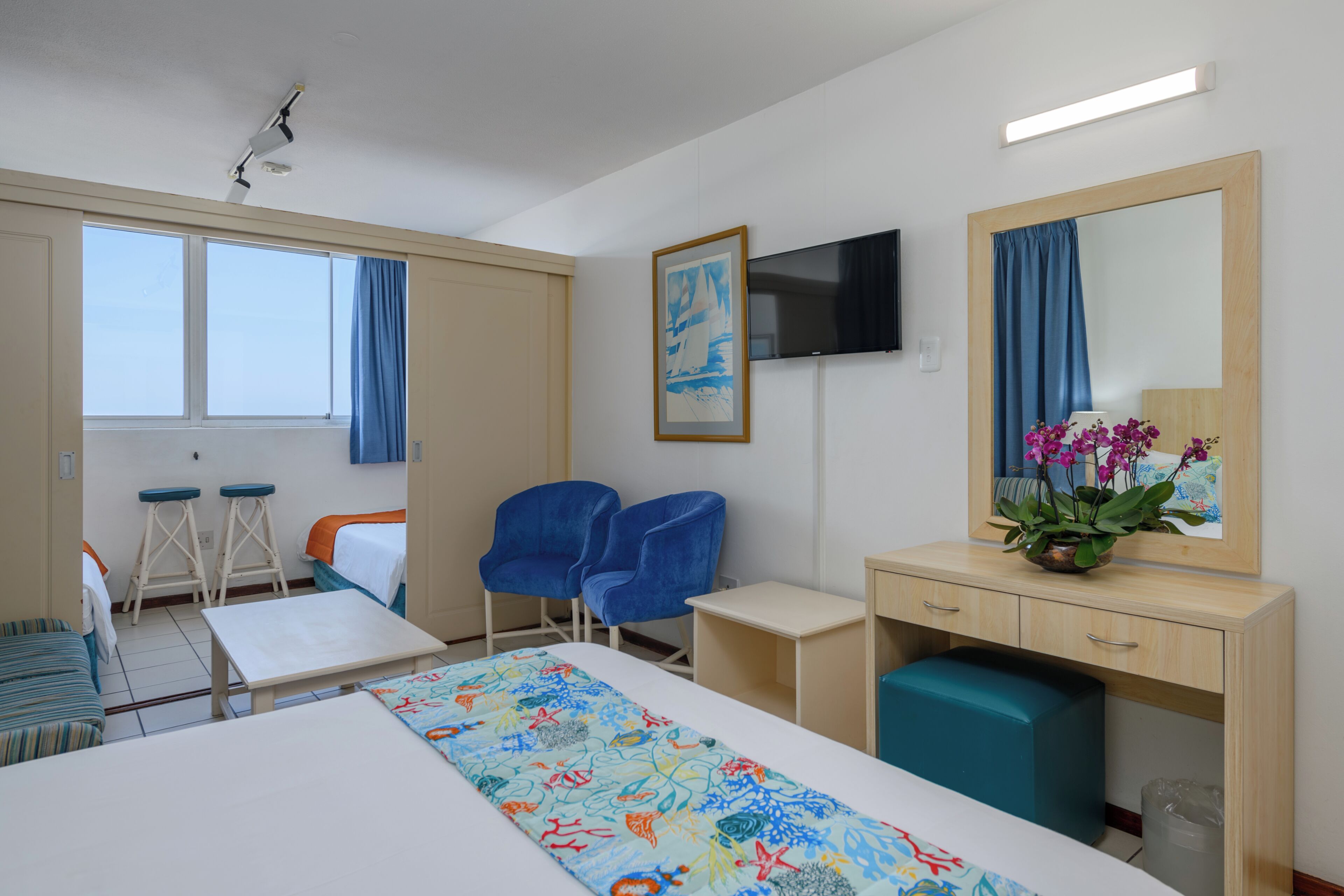 Family Room, 1 Bedroom