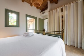 WiFi, bed sheets - La Tanca Del Conte - Suite Banano: Private Pool, Sea View, Nature Retreat (Muravera)