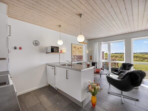 House | Interior - 4 Star Holiday Home in Lokken (Lokken)