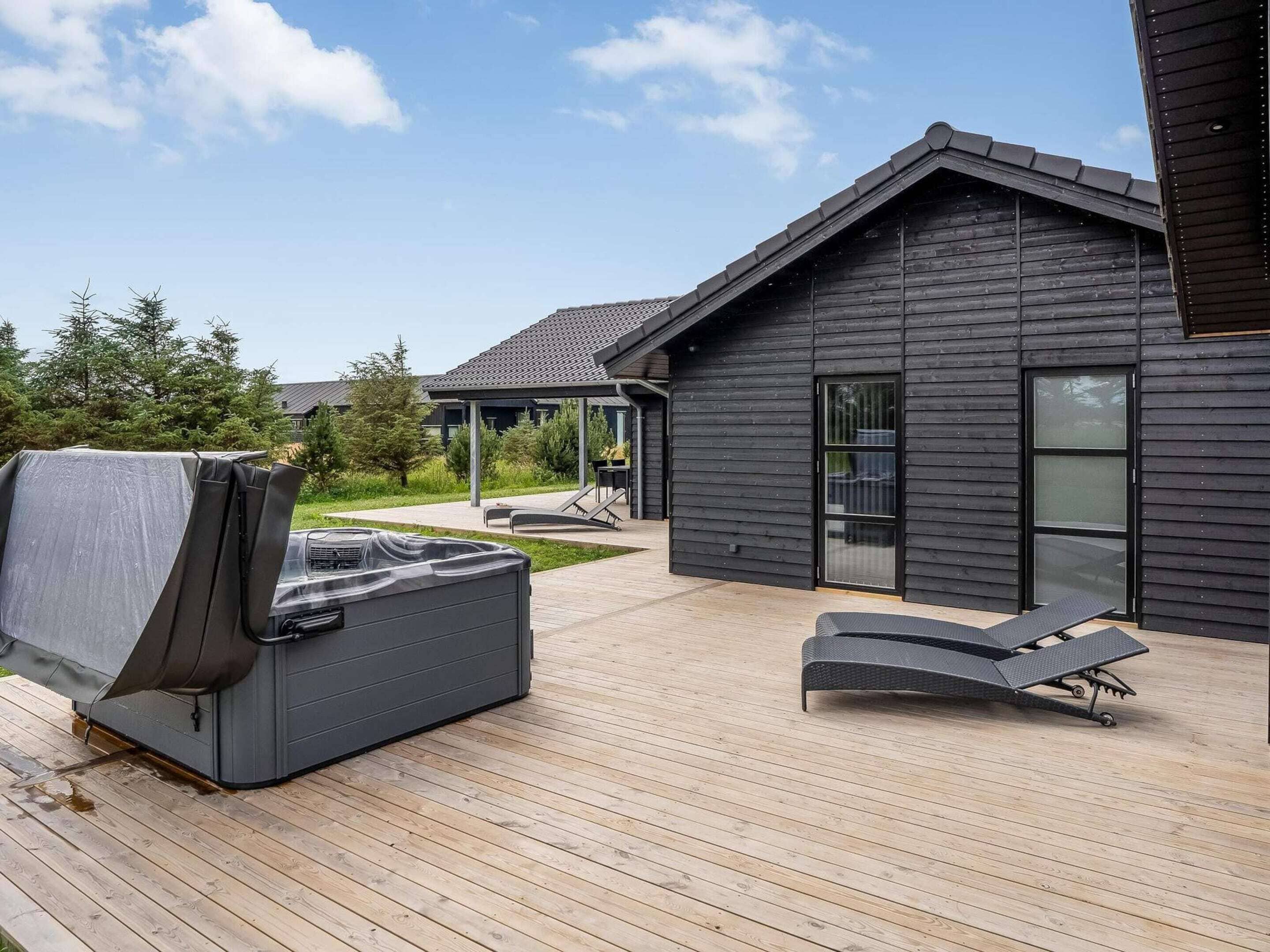 House | Terrace/patio