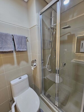 Apartamento, 1 habitación, vistas a la piscina | Baño