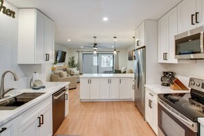 Interior - Pet Friendly w/ Yard! Fully Updated Tahoe Home (South Lake Tahoe)