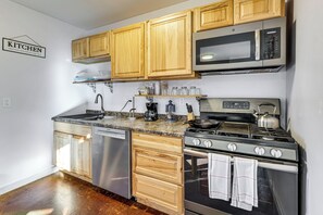 Apartment (0 Bedroom) | Interior - 6 Mi to Arches Nat'l Park! Dtwn Moab Home w/ Yard (Moab)
